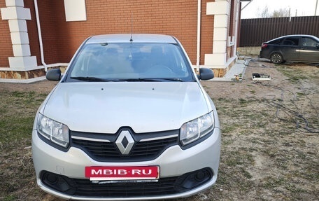 Renault Logan II, 2014 год, 535 000 рублей, 2 фотография