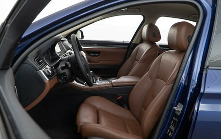 BMW 5 серия, 2015 год, 2 376 444 рублей, 9 фотография