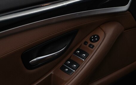 BMW 5 серия, 2015 год, 2 376 444 рублей, 18 фотография