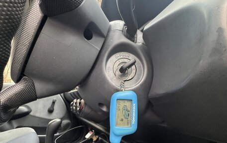 Honda Fit III, 2002 год, 310 000 рублей, 4 фотография