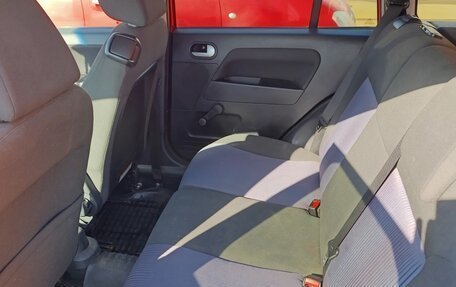 Ford Fusion I, 2006 год, 450 000 рублей, 10 фотография