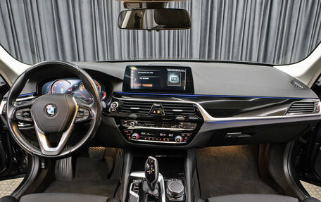 BMW 5 серия, 2017 год, 3 550 000 рублей, 15 фотография