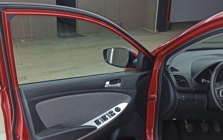 Hyundai Solaris II рестайлинг, 2014 год, 900 000 рублей, 11 фотография