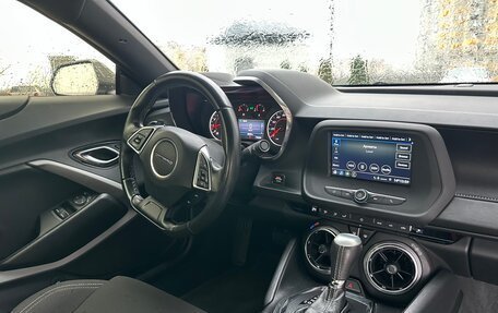 Chevrolet Camaro VI, 2018 год, 2 300 000 рублей, 17 фотография