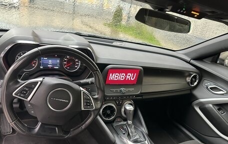 Chevrolet Camaro VI, 2018 год, 2 300 000 рублей, 25 фотография