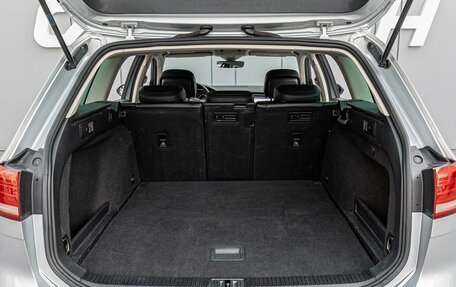 Volkswagen Passat B8 рестайлинг, 2018 год, 1 999 000 рублей, 22 фотография