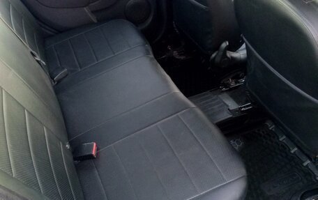 Renault Logan II, 2017 год, 740 000 рублей, 10 фотография