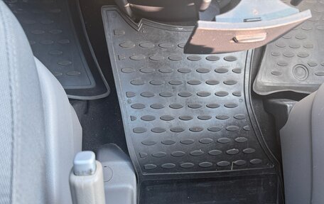 Hyundai H-1 II рестайлинг, 2010 год, 1 249 500 рублей, 18 фотография