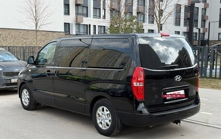 Hyundai H-1 II рестайлинг, 2010 год, 1 249 500 рублей, 6 фотография