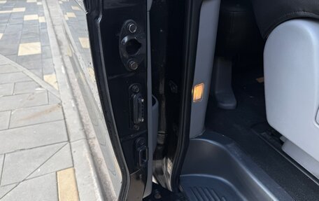 Hyundai H-1 II рестайлинг, 2010 год, 1 249 500 рублей, 31 фотография