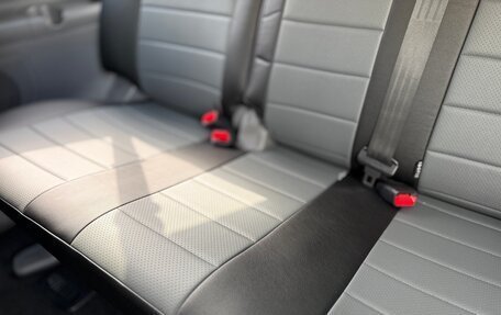 Hyundai H-1 II рестайлинг, 2010 год, 1 249 500 рублей, 27 фотография