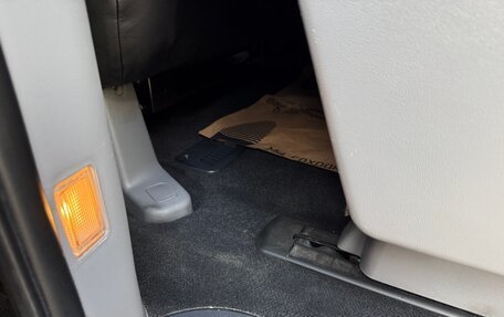 Hyundai H-1 II рестайлинг, 2010 год, 1 249 500 рублей, 32 фотография