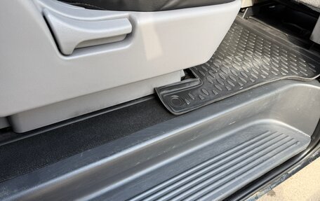 Hyundai H-1 II рестайлинг, 2010 год, 1 249 500 рублей, 34 фотография