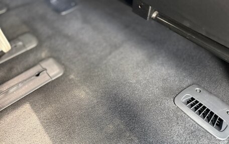 Hyundai H-1 II рестайлинг, 2010 год, 1 249 500 рублей, 28 фотография