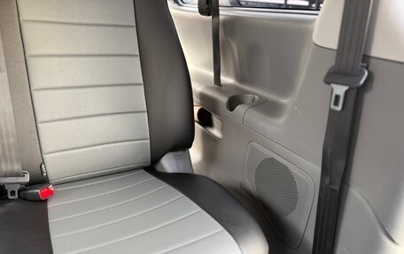 Hyundai H-1 II рестайлинг, 2010 год, 1 249 500 рублей, 25 фотография