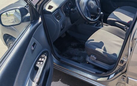 KIA Rio II, 2010 год, 585 000 рублей, 10 фотография