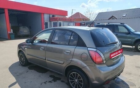 KIA Rio II, 2010 год, 585 000 рублей, 3 фотография