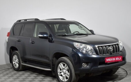 Toyota Land Cruiser Prado 150 рестайлинг 2, 2013 год, 2 359 000 рублей, 3 фотография