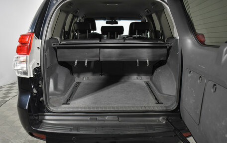 Toyota Land Cruiser Prado 150 рестайлинг 2, 2013 год, 2 359 000 рублей, 23 фотография