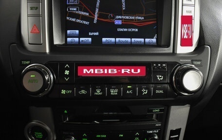 Toyota Land Cruiser Prado 150 рестайлинг 2, 2013 год, 2 359 000 рублей, 18 фотография