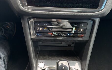 Volkswagen Tiguan II, 2022 год, 3 320 000 рублей, 17 фотография