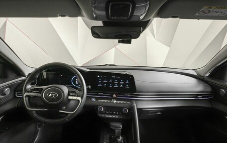 Hyundai Elantra, 2022 год, 2 095 000 рублей, 13 фотография