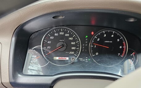 Toyota Land Cruiser Prado 120 рестайлинг, 2008 год, 9 фотография