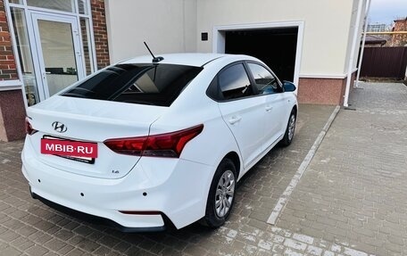 Hyundai Solaris II рестайлинг, 2019 год, 1 385 000 рублей, 7 фотография