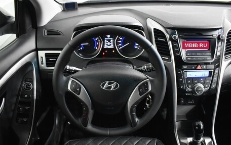 Hyundai i30 II рестайлинг, 2012 год, 1 100 000 рублей, 12 фотография