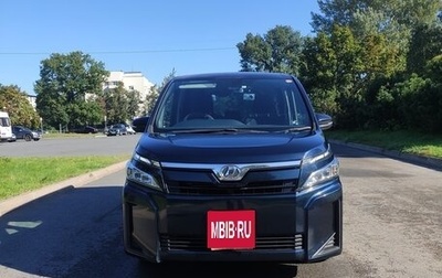 Toyota Voxy III, 2019 год, 2 200 000 рублей, 1 фотография