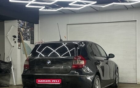 BMW 1 серия, 2006 год, 1 200 000 рублей, 9 фотография