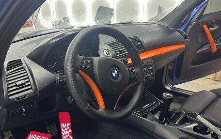 BMW 1 серия, 2006 год, 1 200 000 рублей, 38 фотография