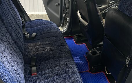 Toyota Yaris I рестайлинг, 2003 год, 330 000 рублей, 17 фотография