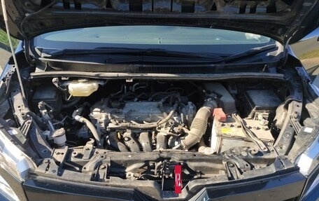 Toyota Voxy III, 2019 год, 2 200 000 рублей, 7 фотография