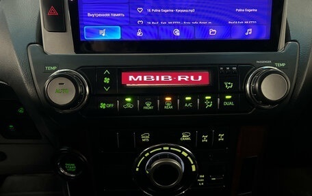 Toyota Land Cruiser Prado 150 рестайлинг 2, 2014 год, 3 780 000 рублей, 15 фотография