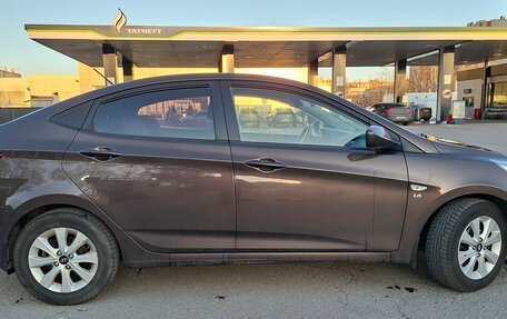 Hyundai Solaris II рестайлинг, 2016 год, 1 240 000 рублей, 7 фотография