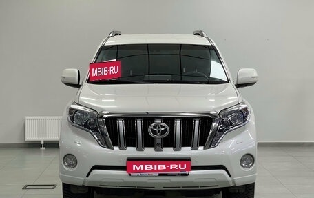 Toyota Land Cruiser Prado 150 рестайлинг 2, 2014 год, 3 780 000 рублей, 2 фотография