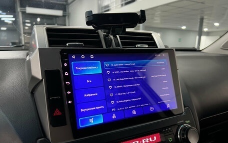 Toyota Land Cruiser Prado 150 рестайлинг 2, 2014 год, 3 780 000 рублей, 13 фотография