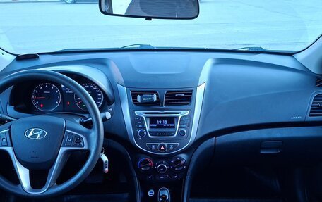 Hyundai Solaris II рестайлинг, 2016 год, 1 240 000 рублей, 11 фотография