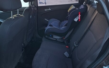 Hyundai Solaris II рестайлинг, 2016 год, 1 240 000 рублей, 17 фотография