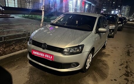 Volkswagen Polo VI (EU Market), 2013 год, 470 000 рублей, 2 фотография