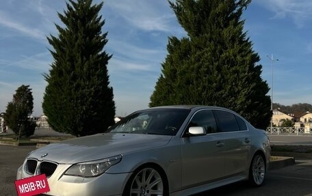 BMW 5 серия, 2004 год, 880 000 рублей, 3 фотография