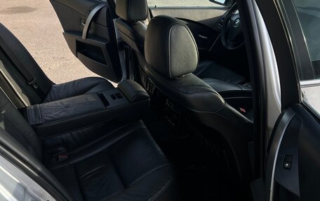 BMW 5 серия, 2004 год, 880 000 рублей, 8 фотография