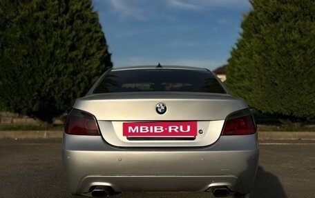 BMW 5 серия, 2004 год, 880 000 рублей, 12 фотография