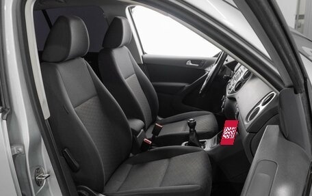 Volkswagen Tiguan I, 2011 год, 949 000 рублей, 8 фотография