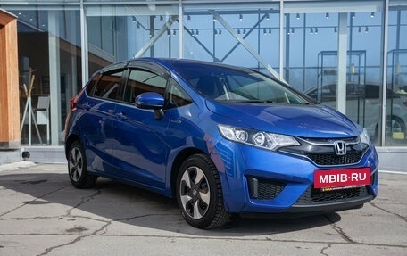 Honda Fit III, 2015 год, 935 000 рублей, 2 фотография