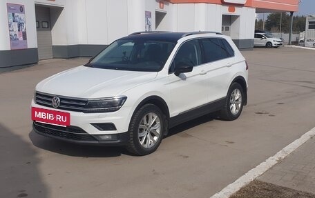 Volkswagen Tiguan II, 2018 год, 1 999 999 рублей, 2 фотография