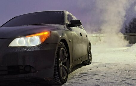 BMW 5 серия, 2005 год, 900 000 рублей, 4 фотография