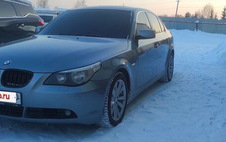 BMW 5 серия, 2005 год, 900 000 рублей, 9 фотография
