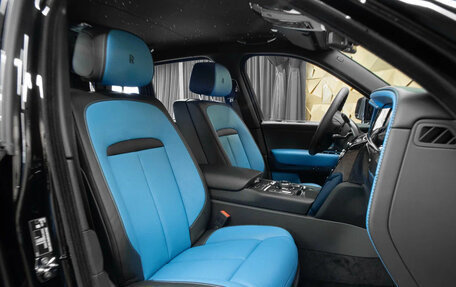 Rolls-Royce Cullinan, 2025 год, 69 000 000 рублей, 11 фотография